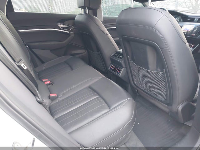 2021 AUDI E-TRON WA1AAAGE5MB014411 Photo 7