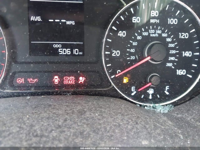 3KPFK4A71JE221736 KIA FORTE LX