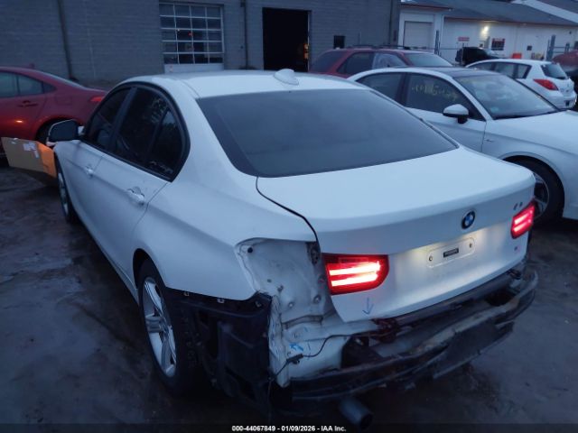 2013 BMW 320I WBA3C3C57DF980694 Photo 2
