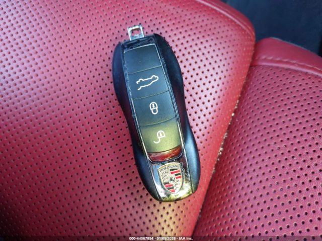 2018 PORSCHE MACAN WP1AB2A58JLB33060 Photo 10