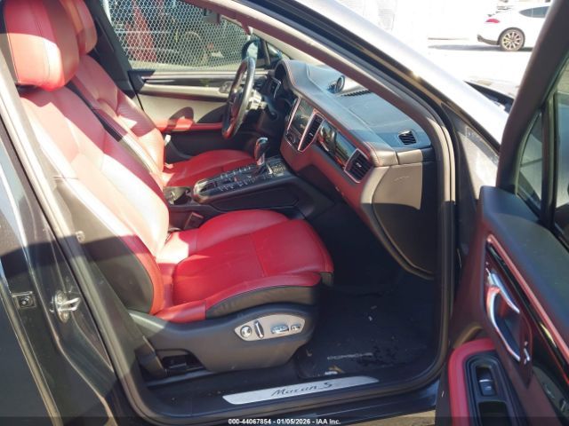 2018 PORSCHE MACAN WP1AB2A58JLB33060 Photo 4