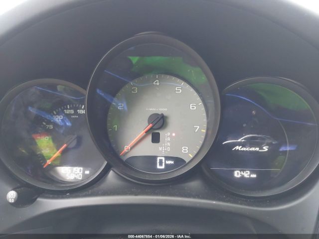 2018 PORSCHE MACAN WP1AB2A58JLB33060 Photo 6