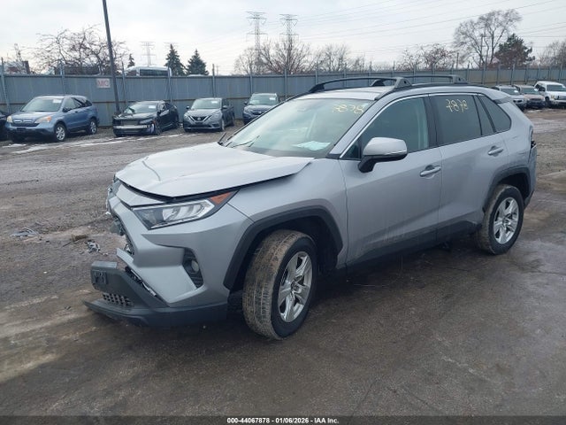 Toyota Rav4 Xle 2021 2T3P1RFV5MC246676 Image 2