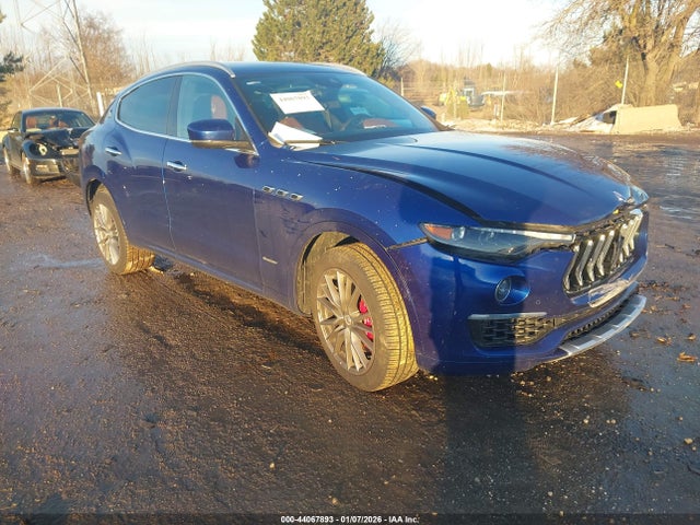 2021 MASERATI LEVANTE ZN661YUL9MX366495