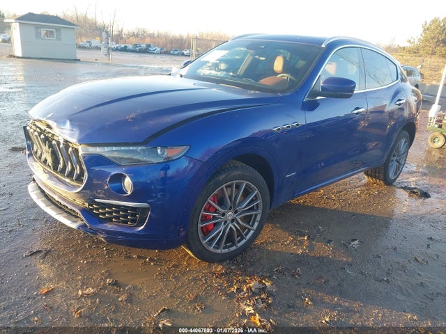 2021 MASERATI LEVANTE ZN661YUL9MX366495 Photo 1