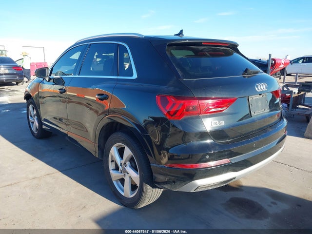 2020 AUDI Q3 WA1AECF3XL1007541 Photo 2