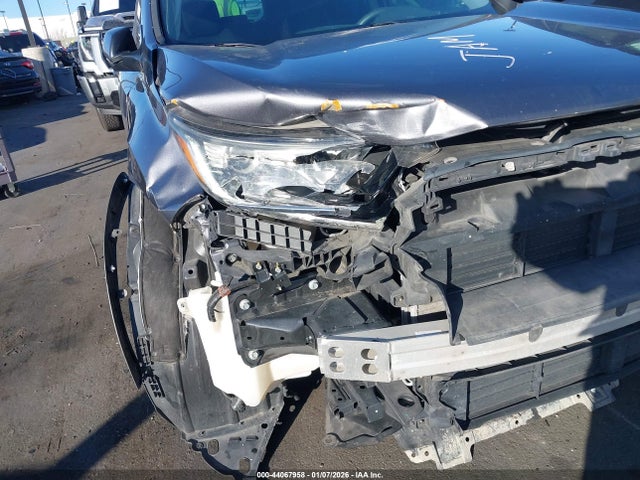 2HKRW5H36JH408606 Honda CR-V LX