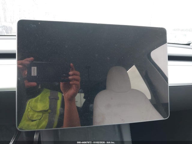 2023 Tesla Model Y Rwd მანქანა იყიდება აუქციონზე, vin: 7SAYGDED2PF969329, აუქციონის ნომერი: 44067972