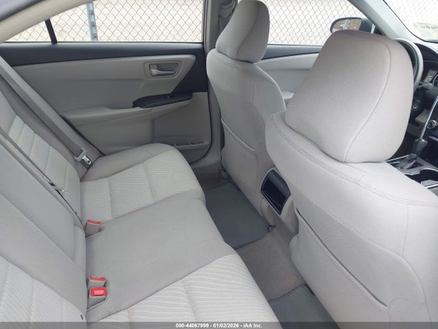 4T1BF1FK4HU271035 Toyota CAMRY LE