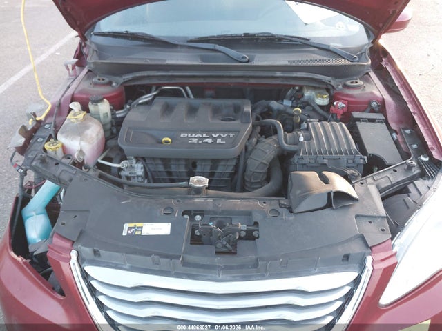 Продажа на аукционе авто 2014 Chrysler 200 Lx, vin: 1C3CCBAB3EN208856, номер лота: 44068027