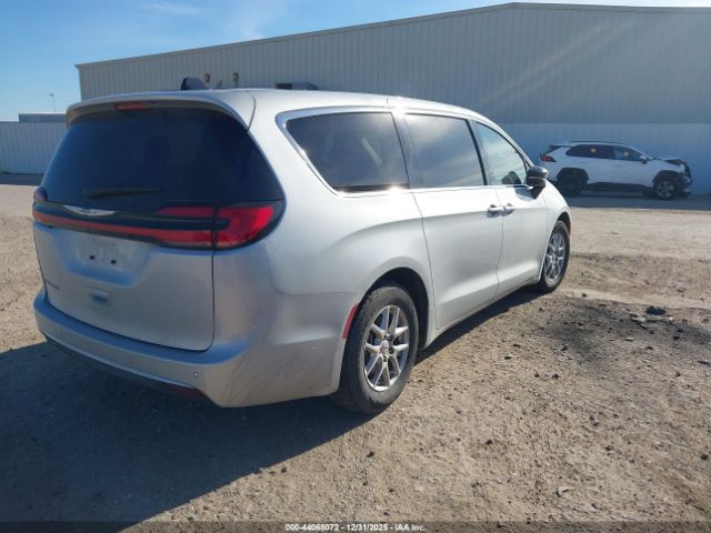 2024 CHRYSLER PACIFICA 2C4RC1BG9RR143837 Photo 3