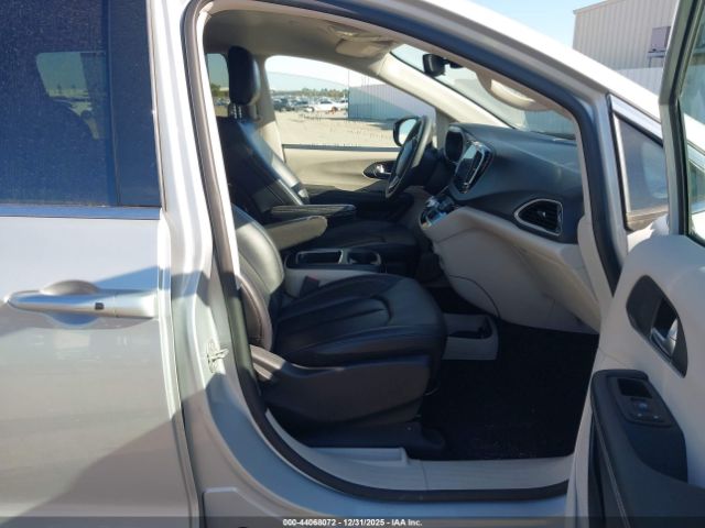 2024 CHRYSLER PACIFICA 2C4RC1BG9RR143837 Photo 4