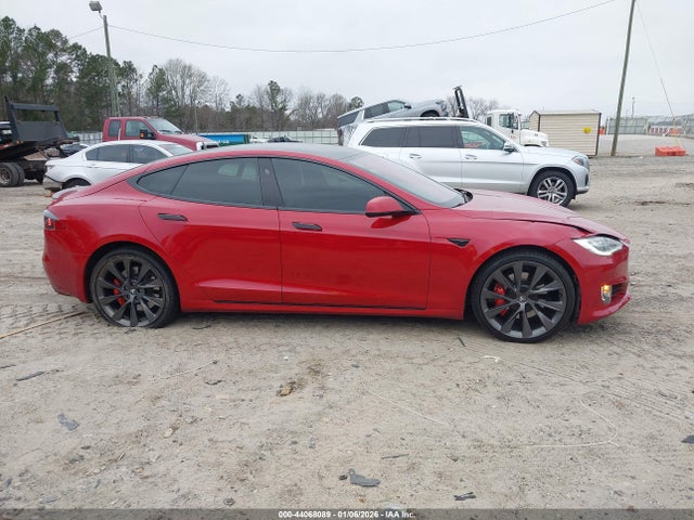 Продажа на аукционе авто 2019 Tesla Model S, vin: 5YJSA1E47KF309928, номер лота: 44068089
