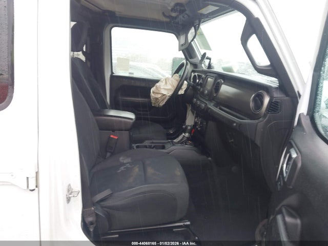 1C4HJXDN7KW629298 Jeep Wrangler Unlimited Sport S 4x4