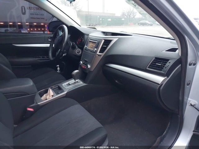 Subaru Legacy 2.5i Premium 2014 4S3BMBC69E3012503 Image 5