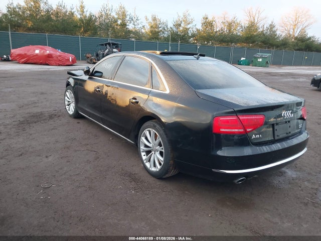 2011 AUDI A8 L WAURVAFD4BN014818 Photo 2