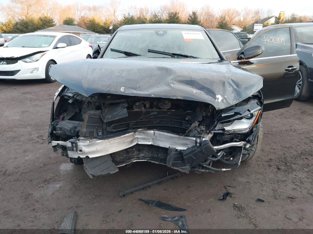 2011 AUDI A8 L WAURVAFD4BN014818 Photo 5