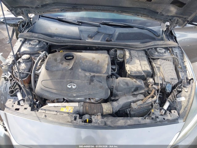 SJKCH5CR9JA002237 Infiniti Qx30 Essential