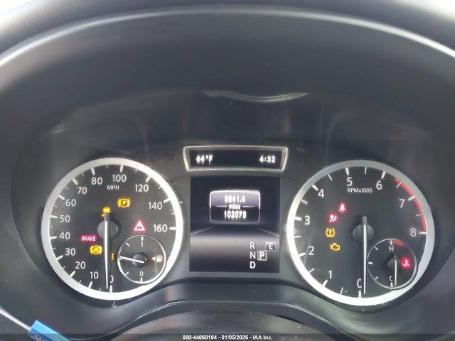 SJKCH5CR9JA002237 Infiniti Qx30 Essential