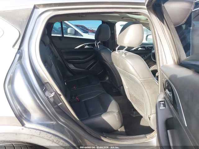 SJKCH5CR9JA002237 Infiniti Qx30 Essential