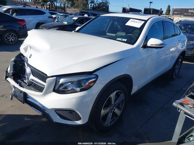 2019 MERCEDES-BENZ GLC 300 COUPE WDC0J4KB3KF581569 Photo 1