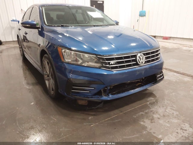 1VWAT7A36GC048069 Volkswagen Passat 1.8t R-line