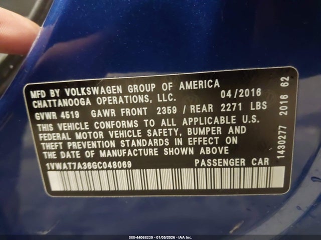 1VWAT7A36GC048069 Volkswagen Passat 1.8t R-line