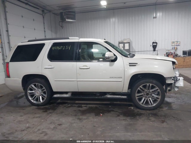 Aukcja sprzedaży 2014 Cadillac Escalade Premium, vin: 1GYS4CEF8ER208099, numer aukcji: 44068254