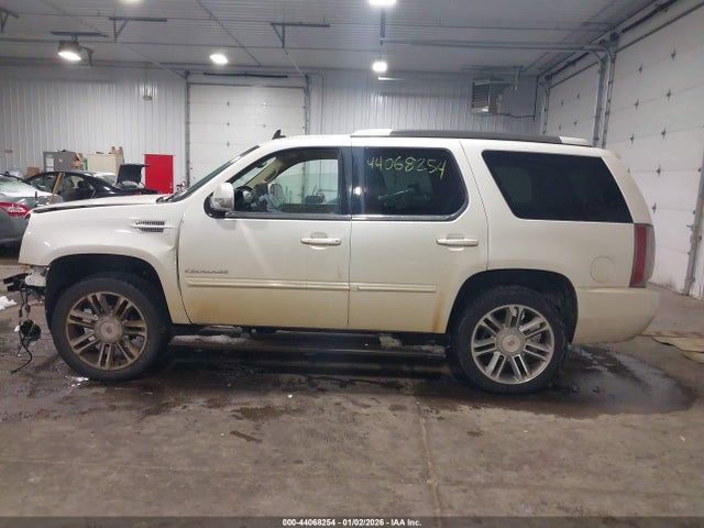 Aukcja sprzedaży 2014 Cadillac Escalade Premium, vin: 1GYS4CEF8ER208099, numer aukcji: 44068254