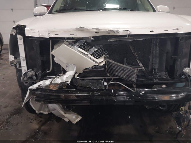 2014 CADILLAC ESCALADE 1GYS4CEF8ER208099 Photo 5