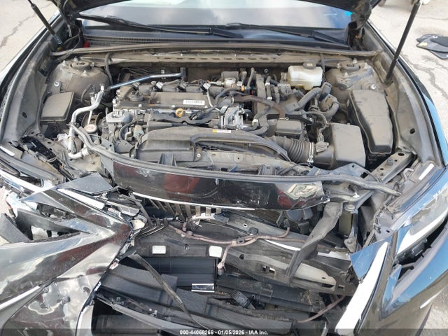 58ADA1C12MU002358 Lexus ES 300H