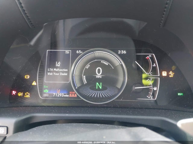 58ADA1C12MU002358 Lexus ES 300H