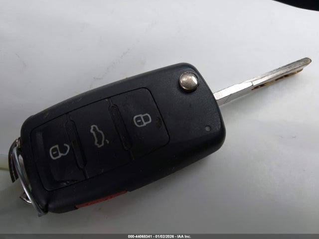 3VW267AJ3GM205534 Volkswagen Jetta 1.4t S