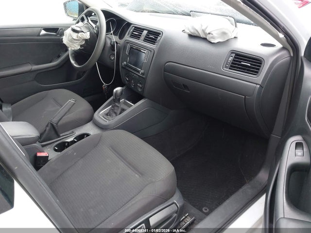 3VW267AJ3GM205534 Volkswagen Jetta 1.4t S