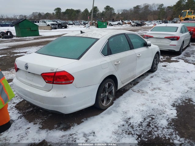 Aukcja sprzedaży 2013 Volkswagen Passat 2.5l Se, vin: 1VWBP7A36DC080492, numer aukcji: 44068344