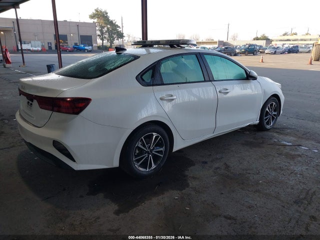 3KPF24AD7RE716525 KIA Forte Lxs