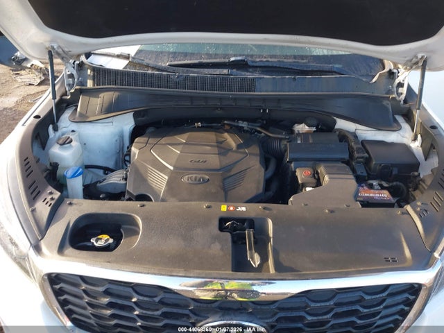 5XYPGDA59KG561306 KIA Sorento 3.3l Lx