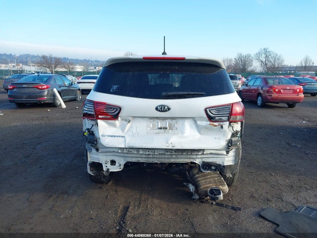 5XYPGDA59KG561306 KIA Sorento 3.3l Lx