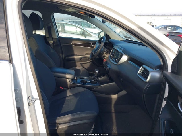 5XYPGDA59KG561306 KIA Sorento 3.3l Lx
