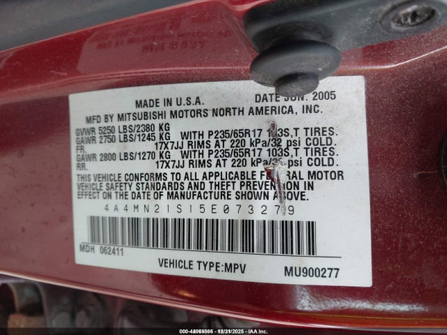 2005 MITSUBISHI ENDEAVOR 4A4MN21S15E073279 Photo 8