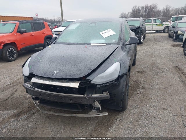 7SAYGDEE9SA336728 Tesla Model Y Long Range Dual Motor All-wheel Drive