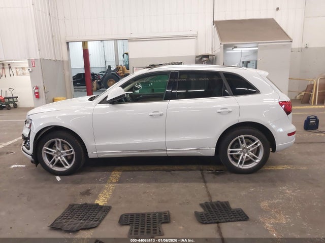 Audi Q5 2.0t Premium 2014 WA1LFAFP7EA004726 Image 14