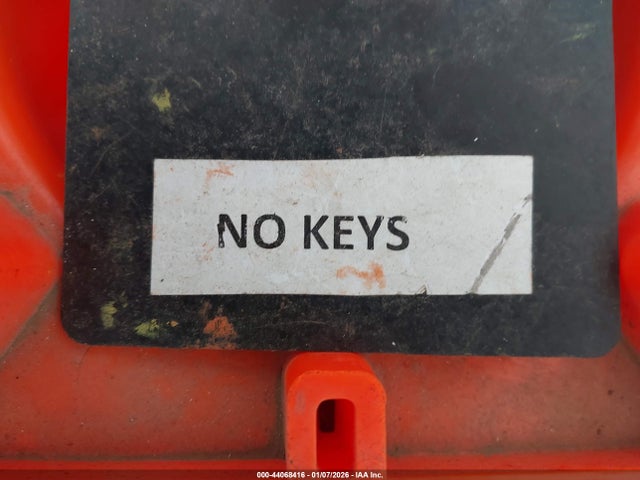 2023 TESLA MODEL Y 7SAYGDEE0PF807160 Photo 10