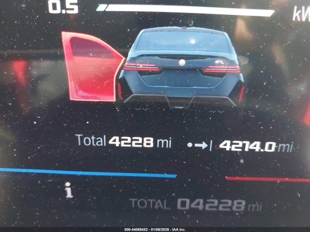 44068452 :رقم المزاد ، WBS83FK0XTCW04385 vin ، 2026 Bmw M5 مزاد بيع