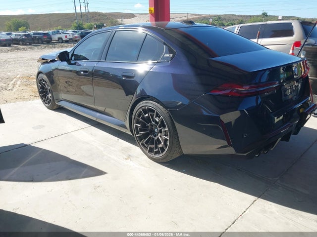 44068452 :رقم المزاد ، WBS83FK0XTCW04385 vin ، 2026 Bmw M5 مزاد بيع
