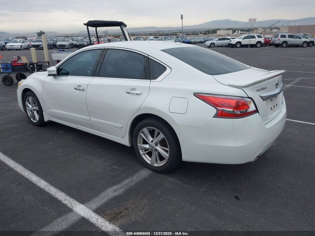 1N4AL3AP0EC287716 Nissan Altima