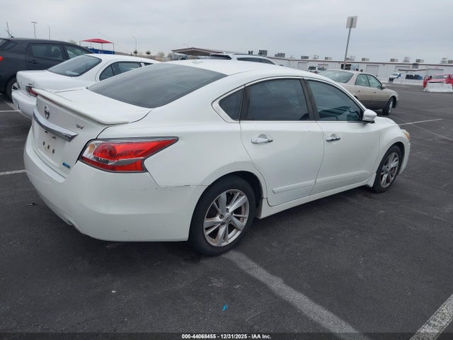 1N4AL3AP0EC287716 Nissan Altima