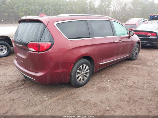 2019 CHRYSLER PACIFICA 2C4RC1BG7KR539979 Photo 3
