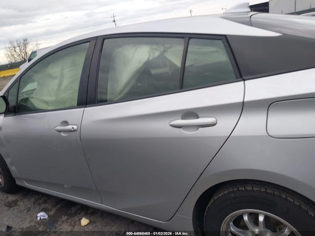 Toyota Prius Two Eco 2017 JTDKARFU7H3531324 Image 14
