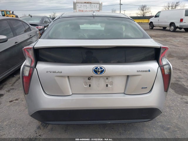 Toyota Prius Two Eco 2017 JTDKARFU7H3531324 Image 16